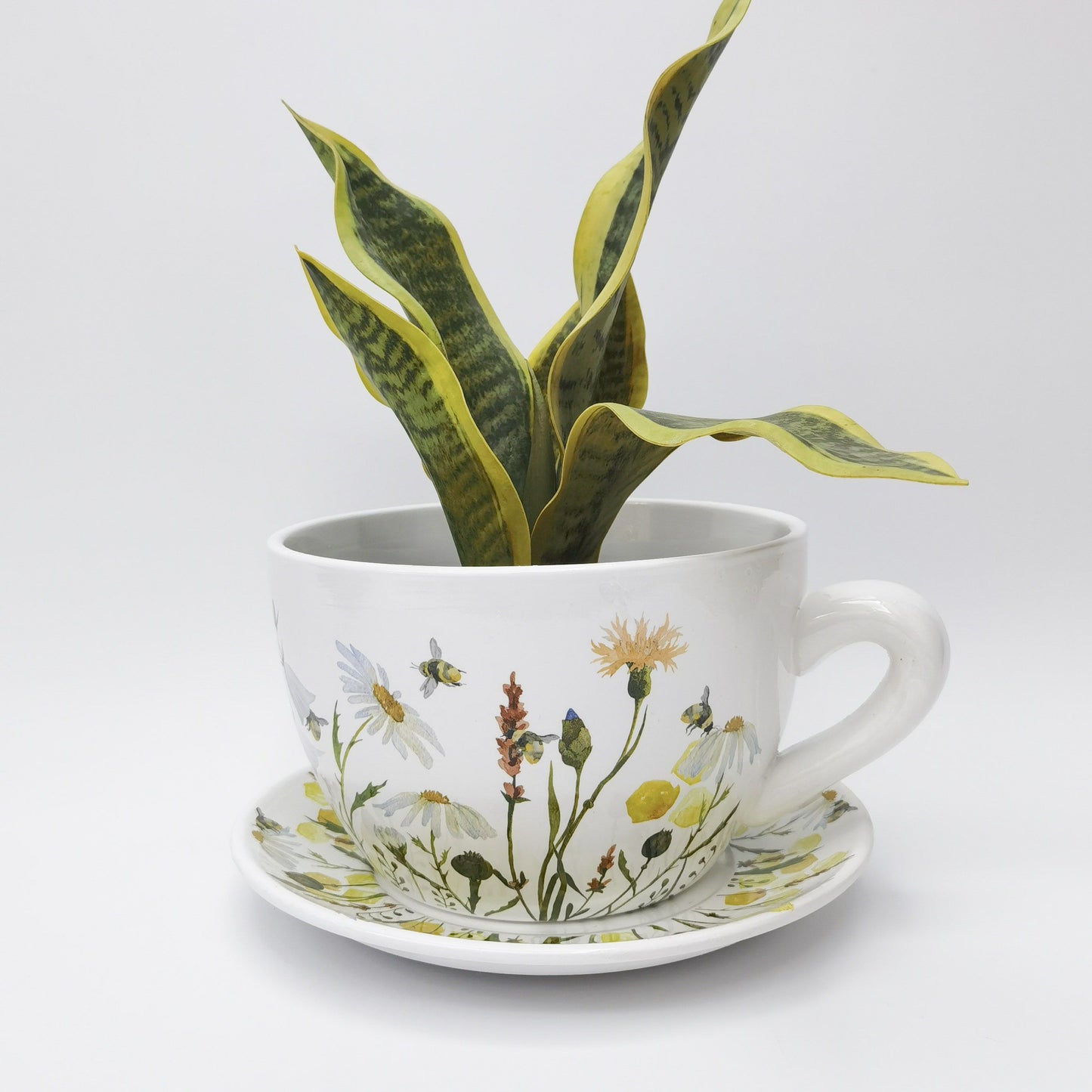 Bee Meadow Tea Cup Planter Yellow