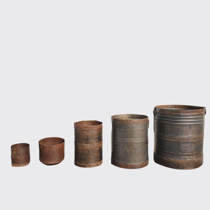 Set of 5 Iron Planters