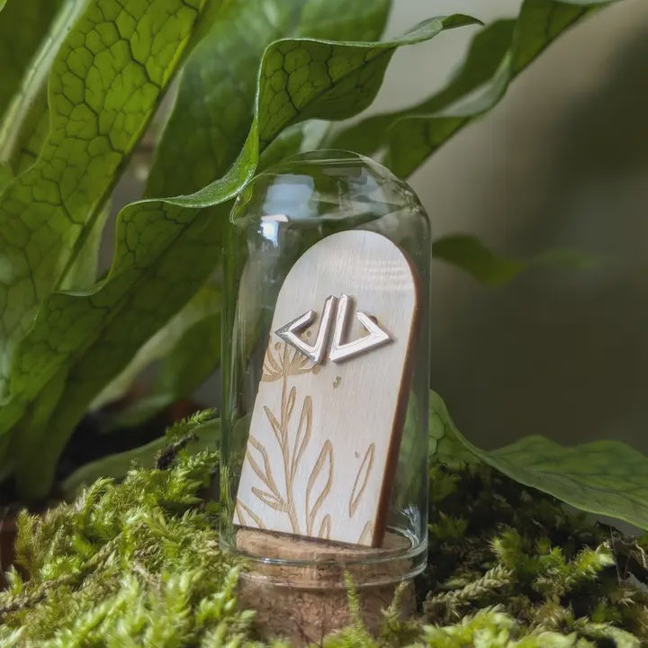 Triangular Stainless Steel Studs