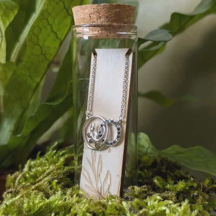 Leaf Double Hoop SS Necklace