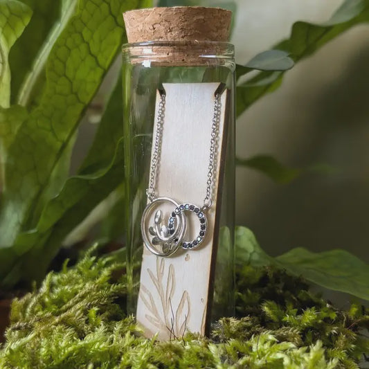 Leaf Double Hoop SS Necklace