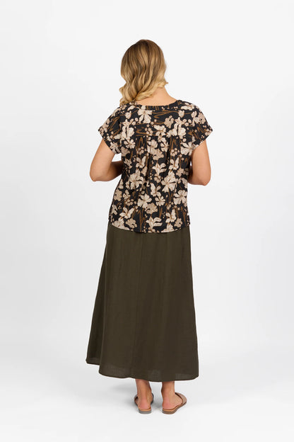 Vassalli Plain Dropped Shoulder Top