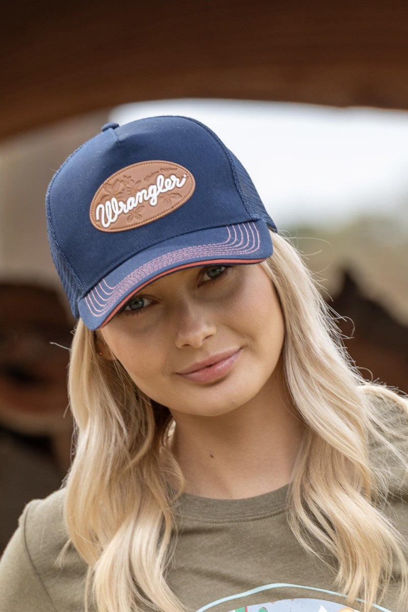 Wrangler- Cher HP Trucker Cap- Navy